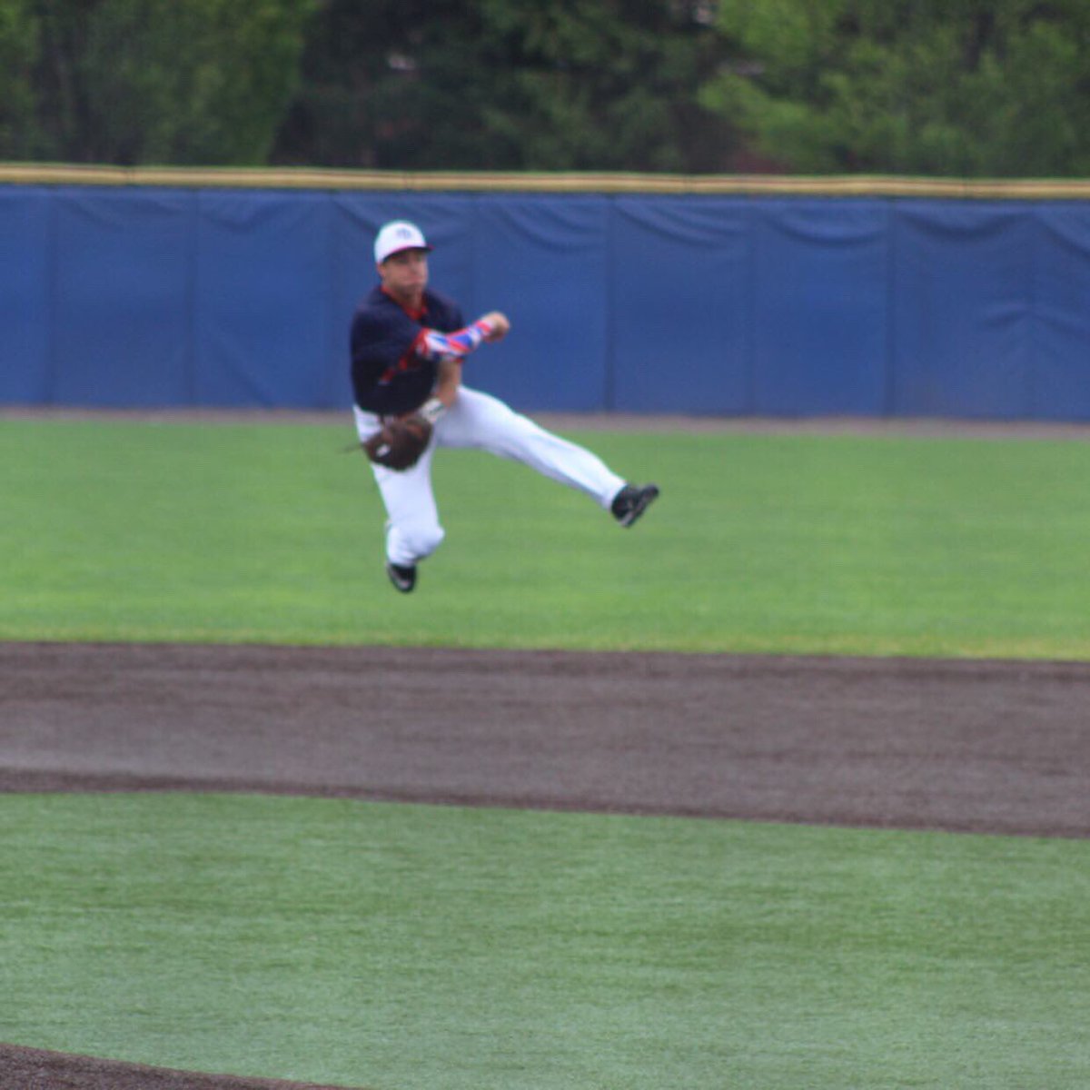 Blessed to announce I have committed to further my academic and baseball careers at McKendree University! I would like to thank God, my family, my friends, coaches, and most importantly <a href="/chipstepp10/">Andrew Stepp</a> for giving me this opportunity. @mckenbaseball @SIBattersBox <a href="/HardBall_PCHS/">Panther Baseball</a>