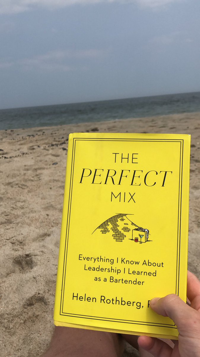 brianatRUN's tweet photo. Enjoyed reading Dr. @HelenRothberg’s book while listening to the crashing of waves. Would love to grab a drink w/ you, Andrew and the NY 5! #LearningWhileRelaxing https://t.co/l4nVaJ14yJ