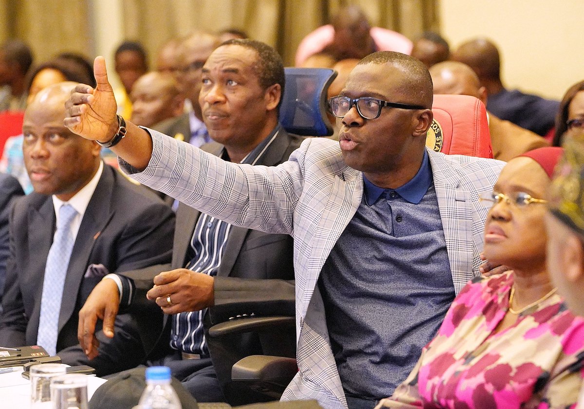 jidesanwoolu's tweet photo. Towards the urban regeneration work in Victoria Island, Oniru Axis and some parts of Lekki, @drobafemihamzat and I met with members of the Body of Corporate Institutions in Lagos.

We agreed on areas of immediate intervention which will certainly have an impact on Lagosians. https://t.co/EbZDmicz5Q
