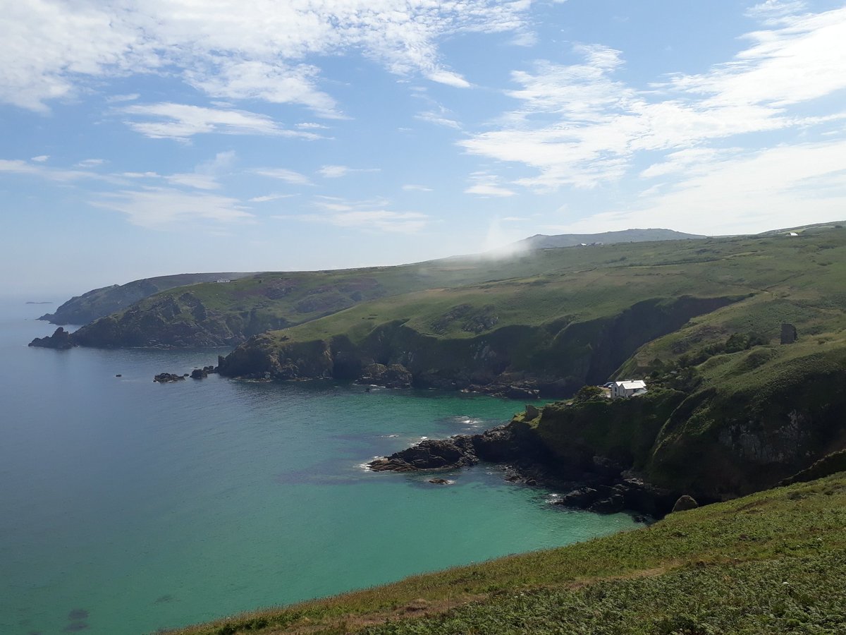 BevHunt72's tweet photo. My #Walk29 of 50 last weekend was stunning #cornwallhour ...#Zennor to #Pendeen ...nearly 60% of challenge completed for a great cause...#OneMedicine @HumanimalTrust ..and loving every step of it ๐๐๐
https://t.co/dxBulGmP08 https://t.co/10fFmNnV9P