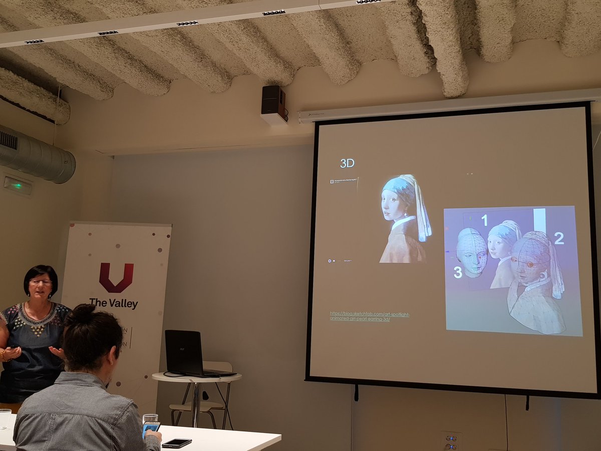 peinadormarta's tweet photo. Interactuar con los #museos en espacios especiales #3D #Holograms Spaces were people interact in #museos #studioplay @ClevelandArt #ImmersionRoom @cooperhewitt #digitalmuseums #musetech #musesocial @innova2 @UOCartshum #culturavalley https://t.co/POVMCqvv4U
