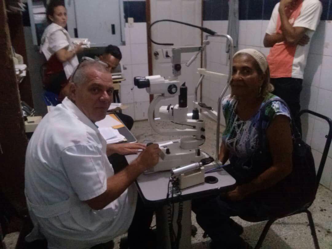 RobinsonSucre's tweet photo. #10Jul, La Coordinación del FAS Misión Robinson del Municipio Mariño, participo en jornada de oftalmología Efectuada en el Hospital Freddy Mocary de la ciudad de Irapa. #DiálogoEsPaz
@nicolasmaduro @psuvaristobulo @EdwinRojasM @robinson_vzla @Sociabolivarian @karsanc @phrankmata https://t.co/5cTlbq2cUm