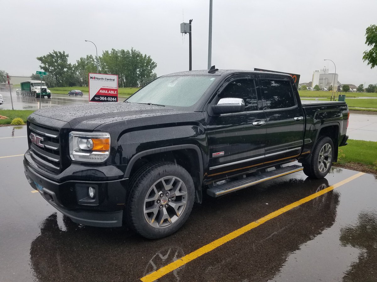 CodeZeroFargo's tweet image. We tinted this GMC Sierra 35% on the front windows and 20% on the rear. 
#codezero #czdoesit #windowtint #fargo