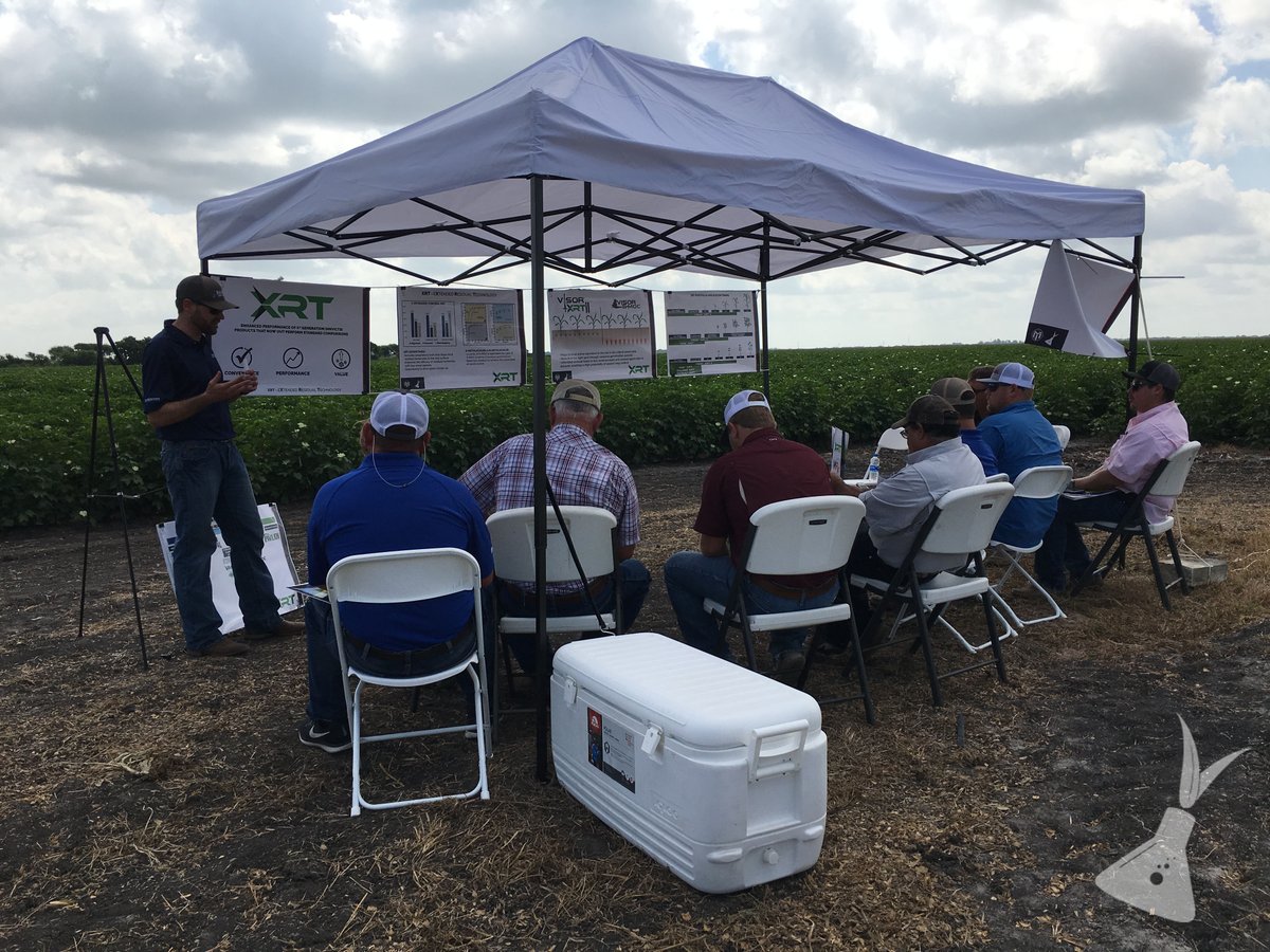 Innvictis's tweet photo. We started off Field Days yesterday- It was a beautiful day to look at the newest @SeedMission #corn and #soybean for next year, as well as our newest products coming down the pipeline. https://t.co/iRUSIzGcHJ