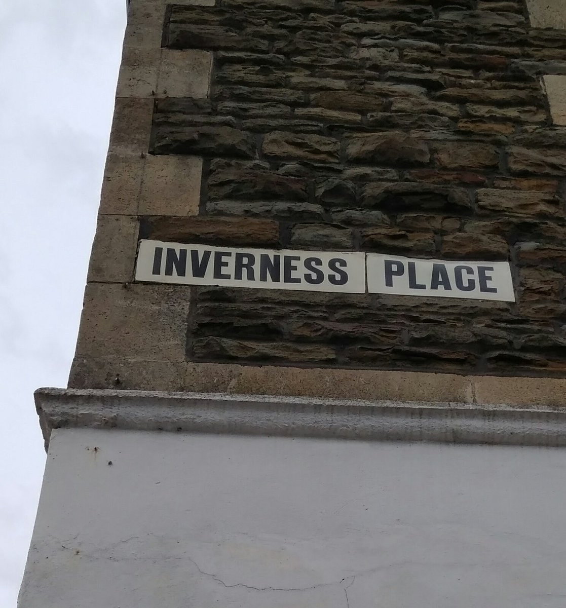 Three bags of litter cleared from #invernessplace, #donaldstreet and #arabellastreet in #Roath. Thanks to our volunteers tonight. #LoveWhereYouLive.