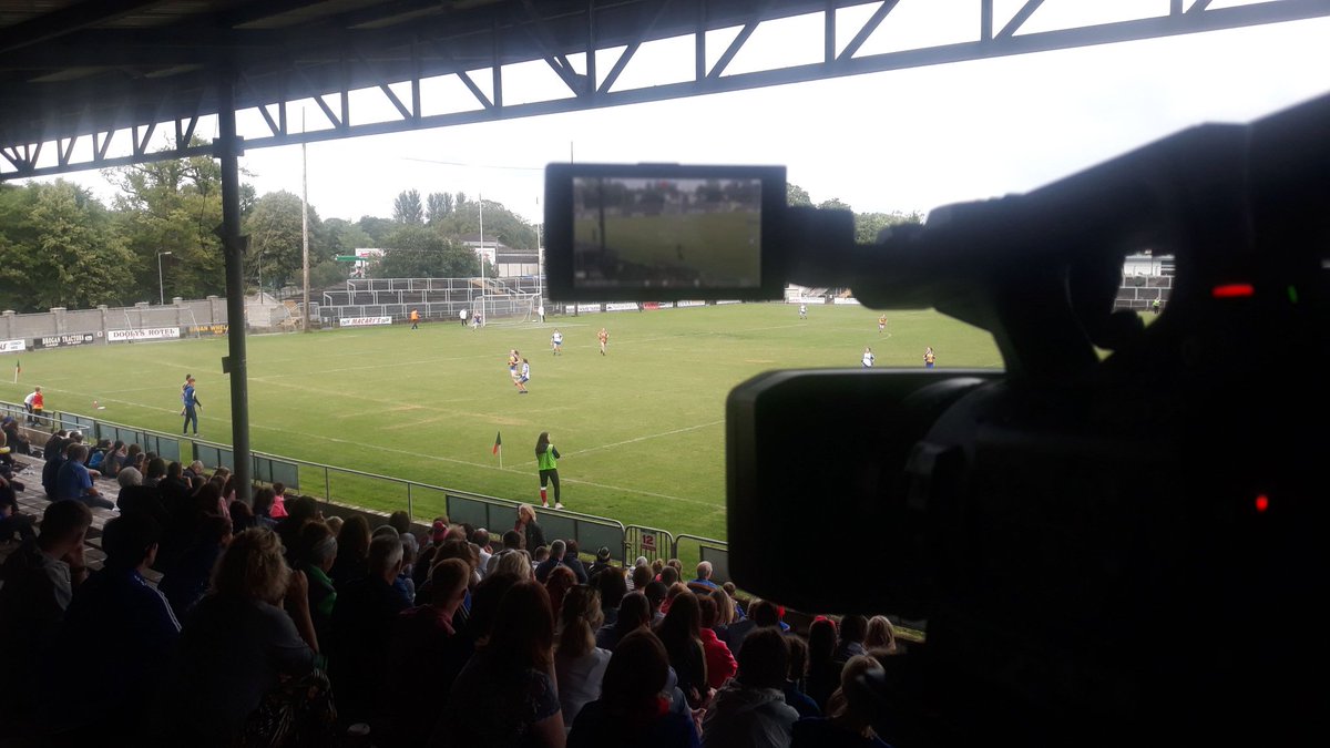 GaaVideo's tweet image. Thrilling game in Birr in the All Ireland U16 ladies semi final between @WaterfordGAA and @RoscommonGAA. Nail biting stuff. 

@GaaVideo covering game and providing all the vital info 

@LiveGAAResults