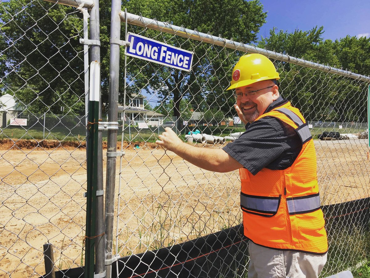 DJOAlumni's tweet photo. π·ββοΈLook at Rob "Boomer" Buckreis '86 checking out the progress on Little Falls Road!π·ββοΈ #construction #itshappening #building #progress #djosummer2019 https://t.co/AxnrW8DikE
