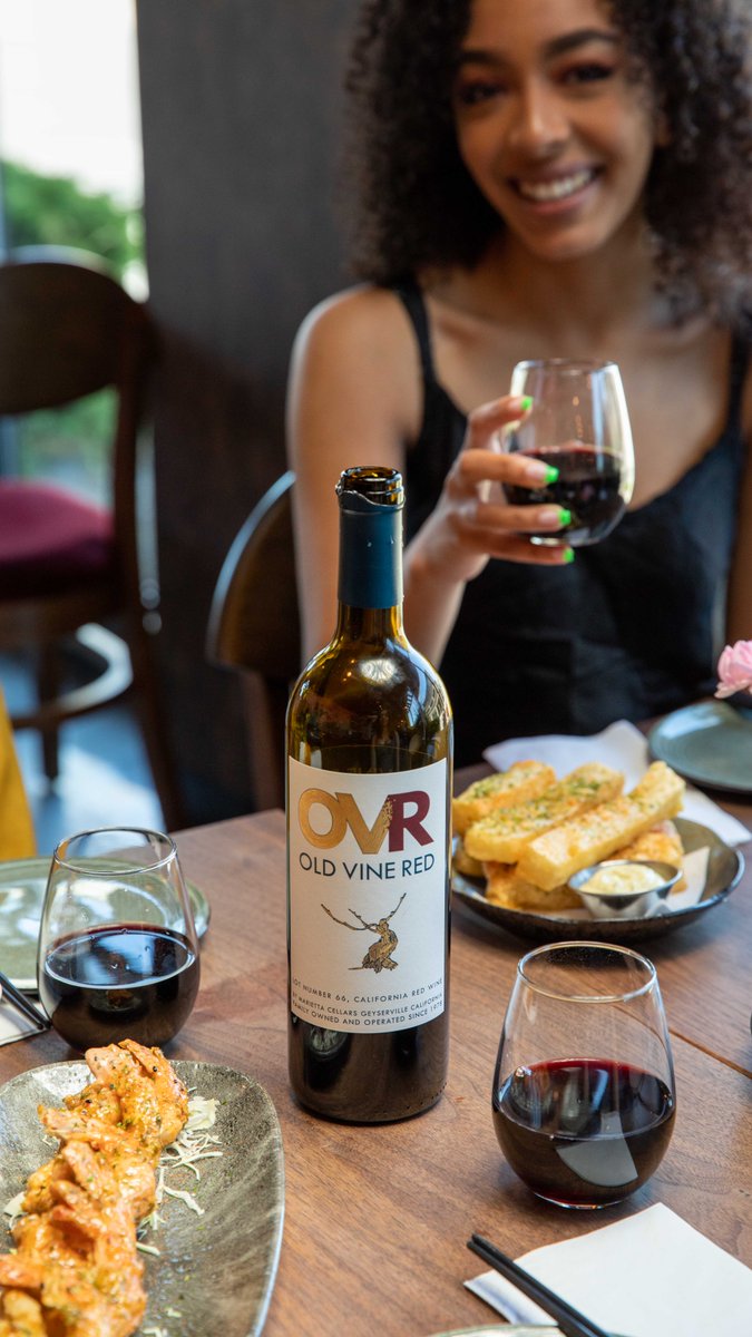 RestobarKage's tweet photo. Pairs perfectly with a girls' night out 💃 🍷 
*
 #kage #kagerestobar #foodphotography #insauga #yelpgta #cheflife #saugaeats #mississauga #toeats #yum #yummy #foodporn #foodie #foody #saugacity #nikkei #nikkeifood #nikkeicuisine https://t.co/48oLNvWpON