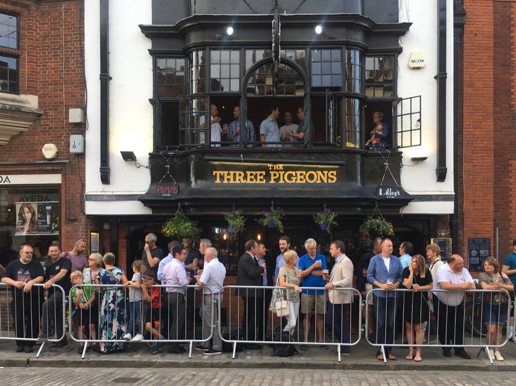 charlotteville's tweet photo. Fun and a few drinks at #threepigeons at #Guildford Town Centre Races #GTCR https://t.co/JSnYVhT9VN