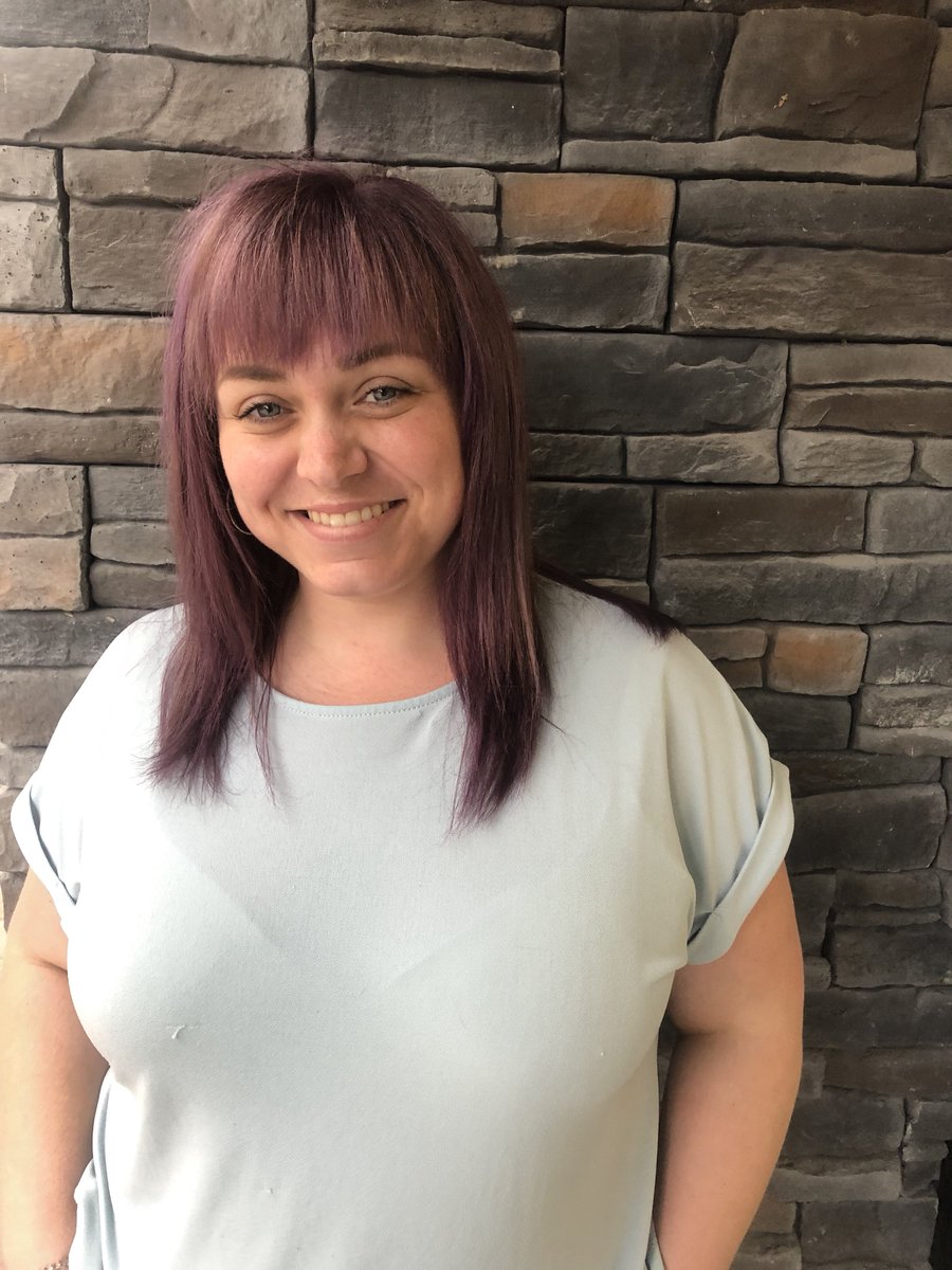 Studio237Salon's tweet image. Grape 🍇 #Studio237 #DawnGordon237 #purplehair #colour #straighthair #bangs #fashioncolour #summerhair #belleville #bellevillehair #bellevillehairstylist #bellevillesalon #nofilter #hair #salon