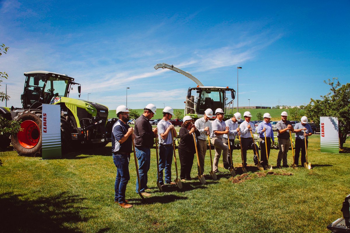 Follow_Lueder's tweet photo. It was a beautiful morning to celebrate the groundbreaking of the new CLAAS training facility. #omahanebraska #CLAAS #LeoADaly #LuederConstruction @CLAAS_America @LeoADaly https://t.co/tHKqmVQ9Ll