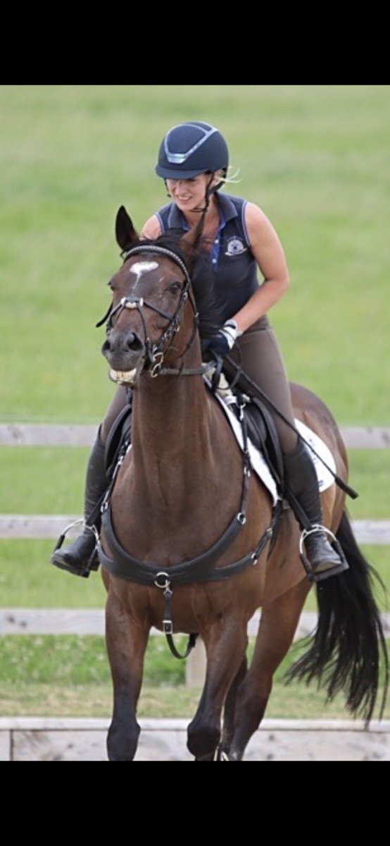 When you pull the same face as your horse 🤦🏼‍♀️😂😂