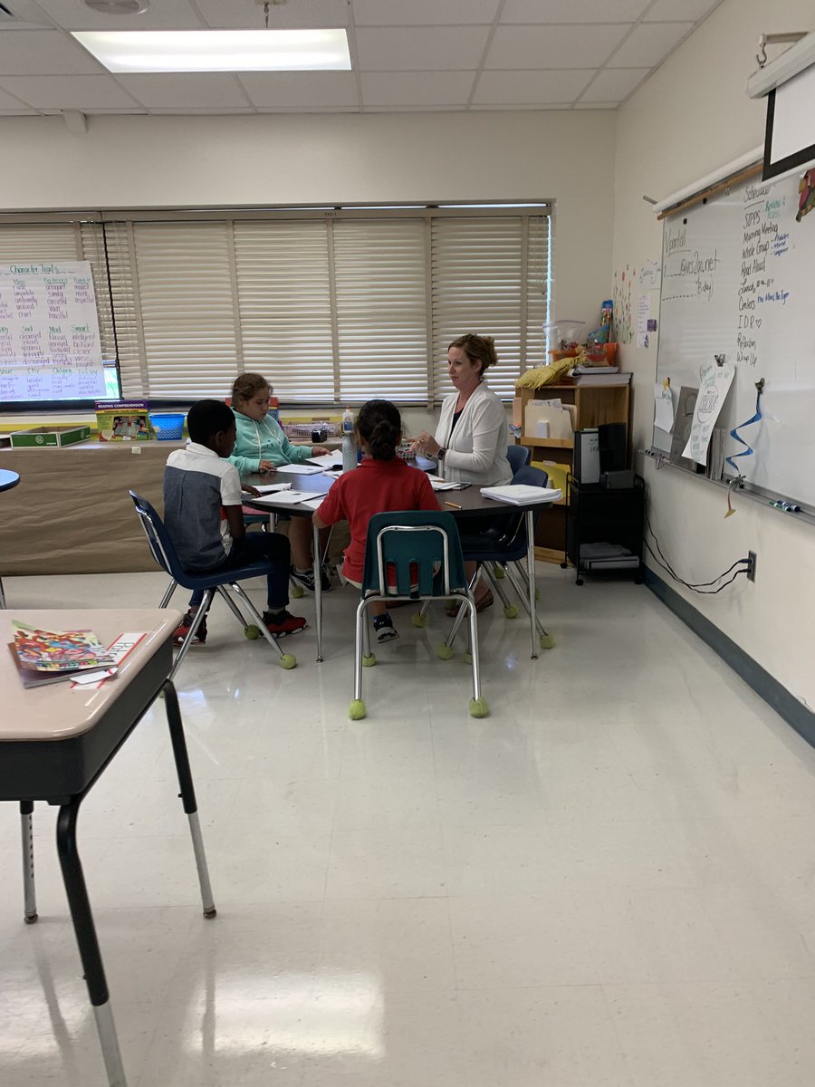 rofado81's tweet photo. Reading small groups  #VCSsummer @sugarmillpride https://t.co/iaOBzc6eJS