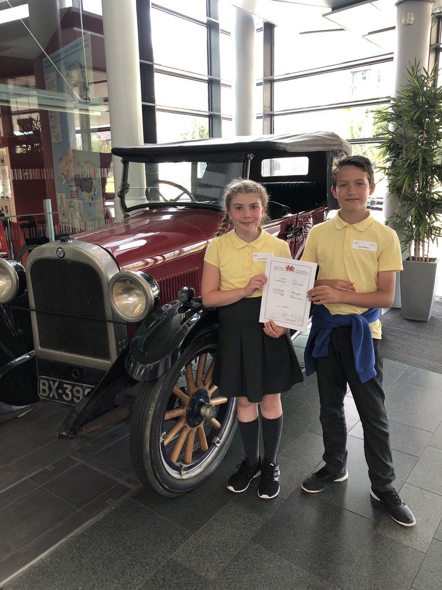 parc_primary's tweet photo. Congratulations Parc Primary on receiving a Hodge Foundation Award at the Welsh Heritage Schools Initiative Ceremony at the Swansea National Waterfront Museum. Well done to all and to the other schools taking part and also receiving awards. #Parcprimary #authenticlearning https://t.co/HRX76ro6Ed