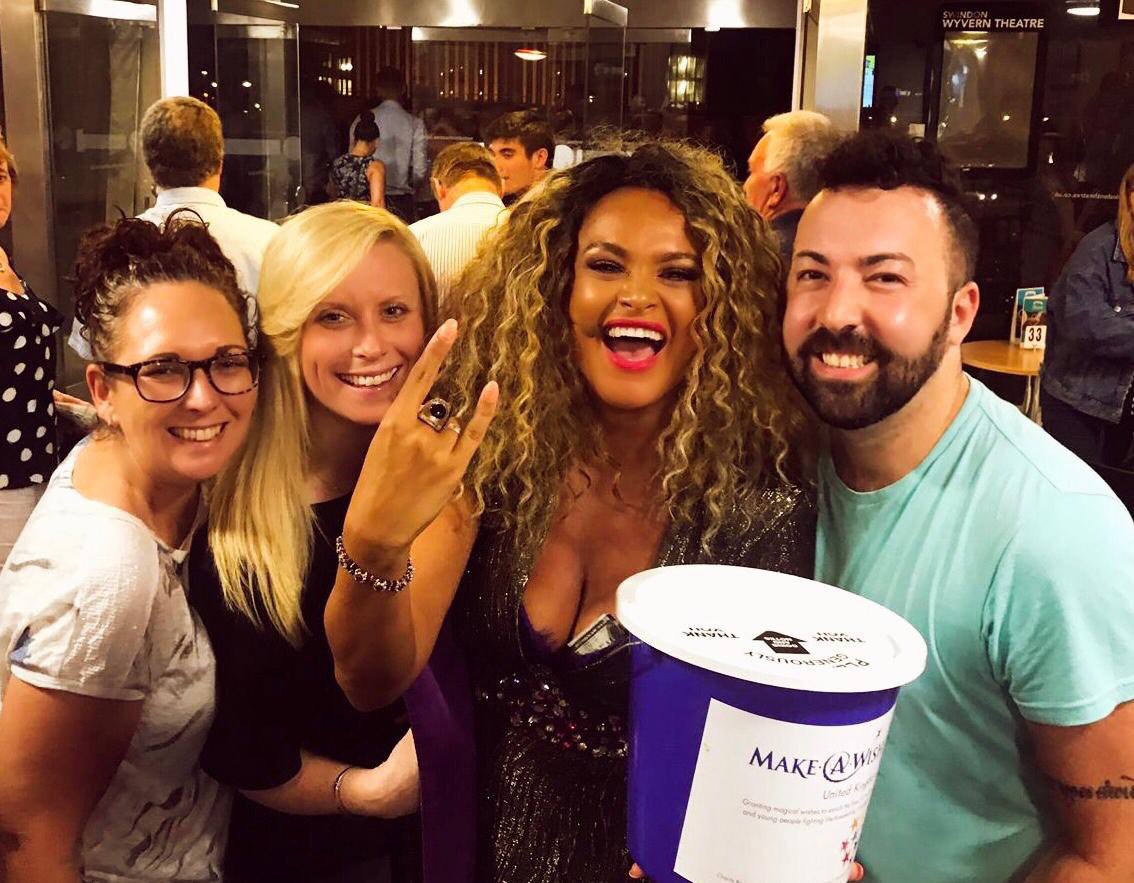 star_boi's tweet photo. #SHITSON Tonight, I met @iamzoebirkett - after listening to “Get Happy” over and over as a kid, to see her in @rockofagesuk was something else! What a voice! 😍
#RockOfAges https://t.co/055CV0xVeD