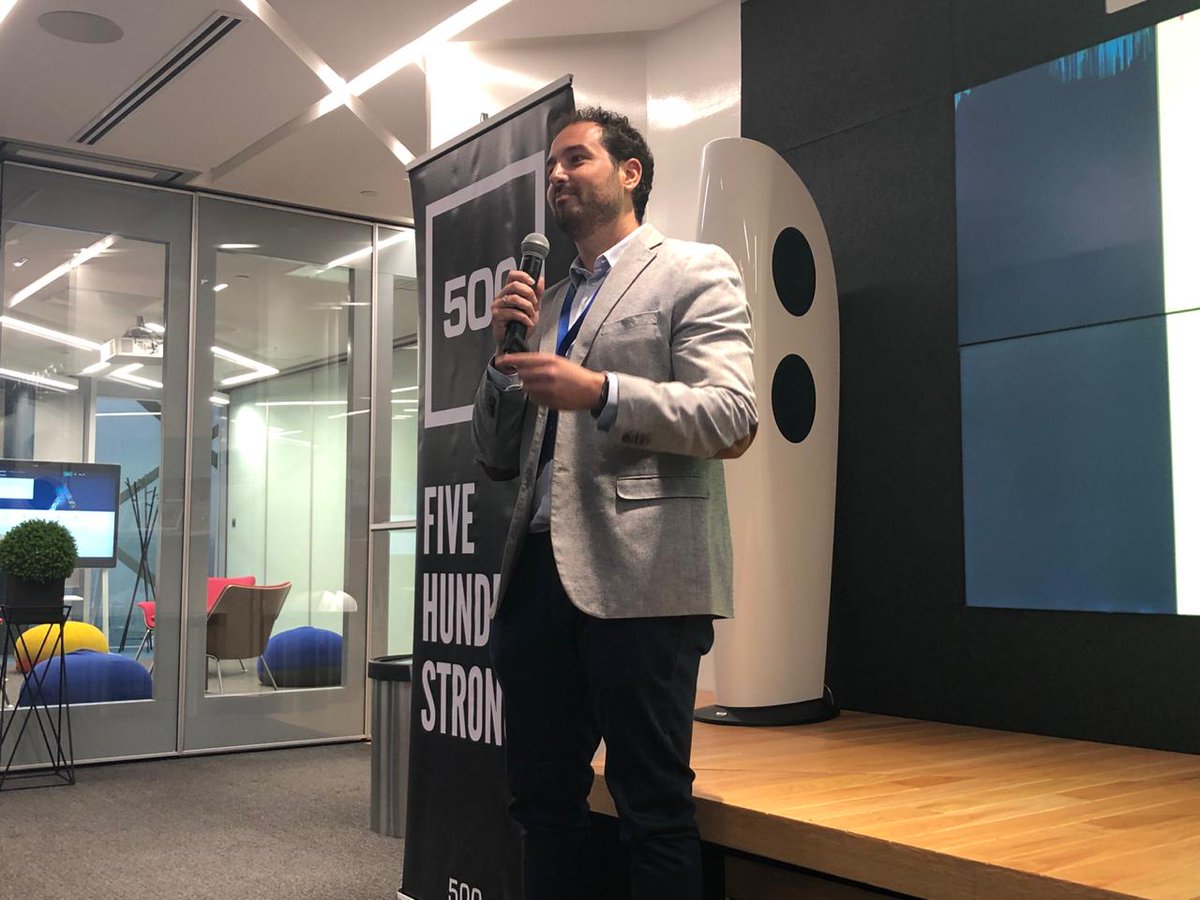 BBVASpark's tweet photo. 🇲🇽 “Legalidad, autenticidad, monitorización y ROI son los retos al trabajar con el contenido dentro de una estrategia de Influencer Marketing.” - @jjartero, CEO de Hitsbook, presente en Flash Nights. #500STRONG https://t.co/ONIPVEI1aQ