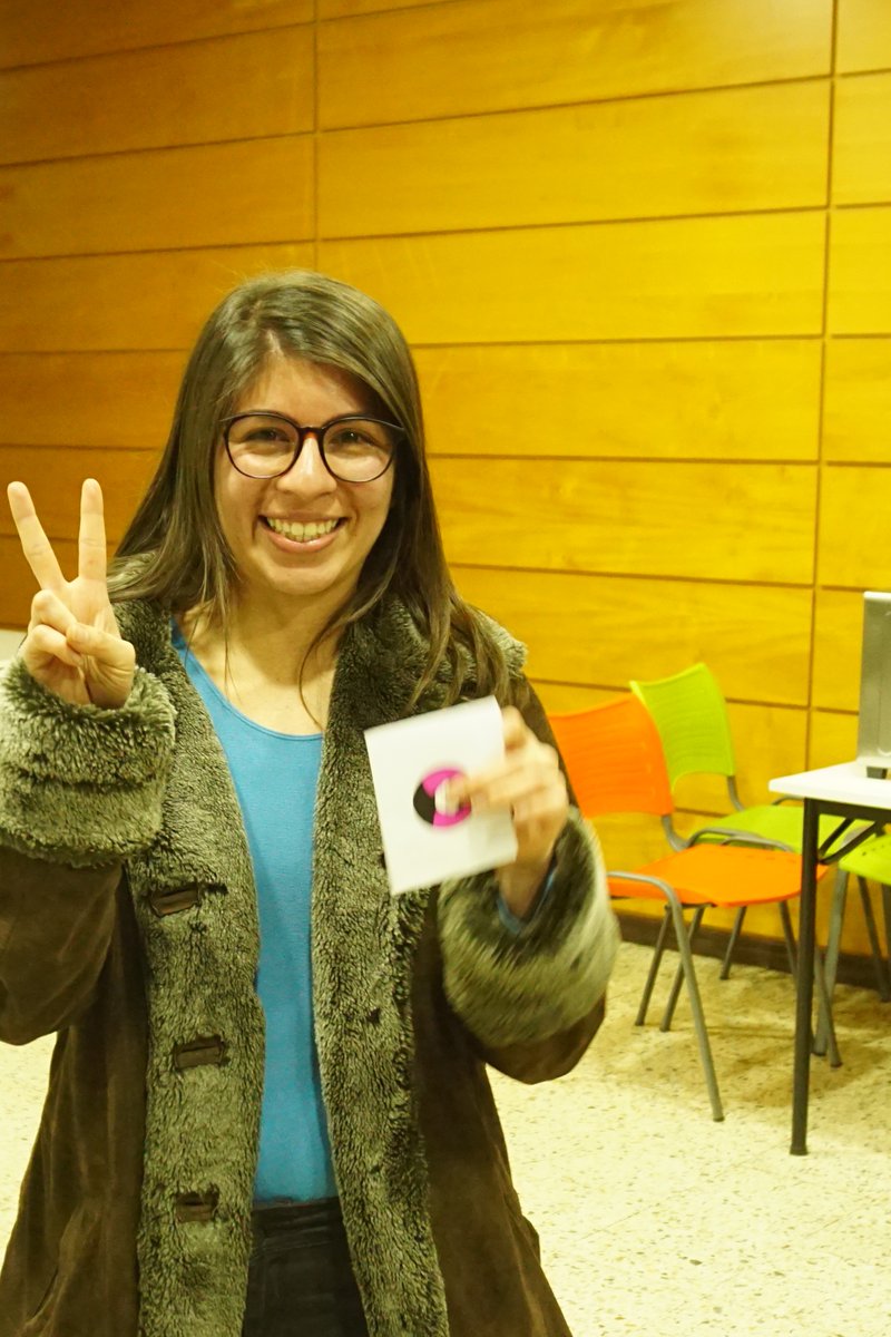 CEPUACH's tweet image. Que jornada ! 🤩❤️
18 fantásticas mentes hoy nos expusieron en sólo 5 minutos como contribuyen al conocimiento 🤓👏👏👏
Agradecimientos a tod@s l@s que pudieron asistir y felicitamos a l@s que se atrevieron a participar 🎖️🏵️
Algunas 📸 de la experiencia.