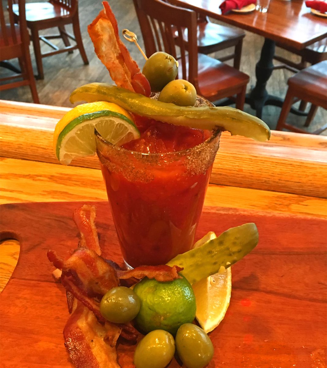 DancingBears_LP's tweet photo. @petes086 @wilsonmjca11 We can only think of one thing that might make Sunday morning even better... (mocktail until noon, of course). https://t.co/LR5ZLxgjL5