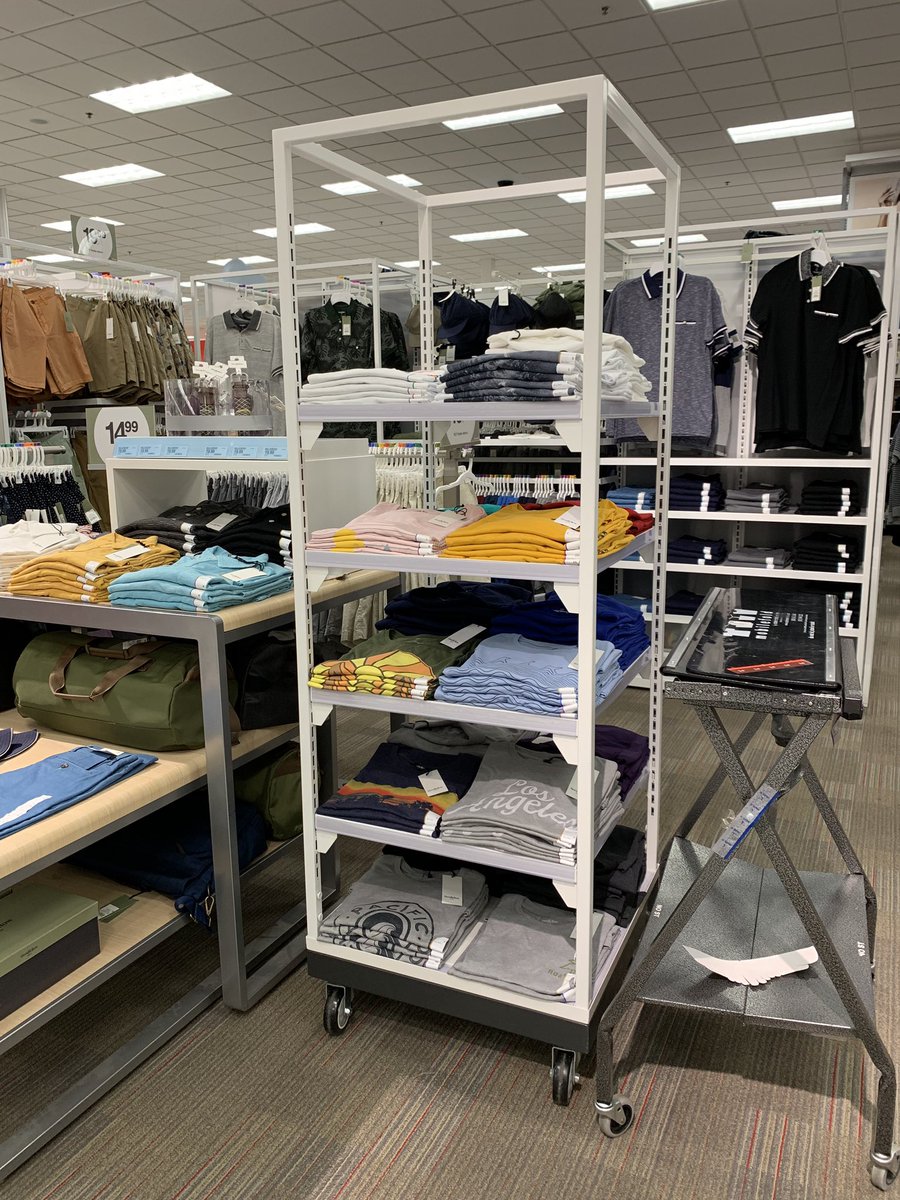 KatePaxson's tweet photo. Different departments, different TMs but same standards and same dedication by this Style team! 👏 🎯 The team is stepping it up for our guests at #1366 #wednesdaywowmoments @Katemard1 @I_Tob26 https://t.co/jMAzGtYsJZ