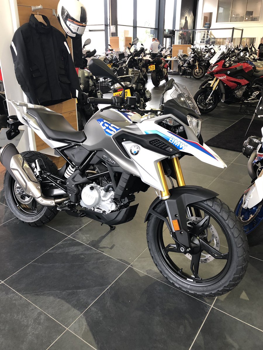 VMBMWMotorrad's tweet photo. Check out these beautiful G310 GSers! New bikes for used prices 👍
#buyabikewinabike #100yearsofAJ #usedbikes #makelifearide https://t.co/IyqeKVodYO