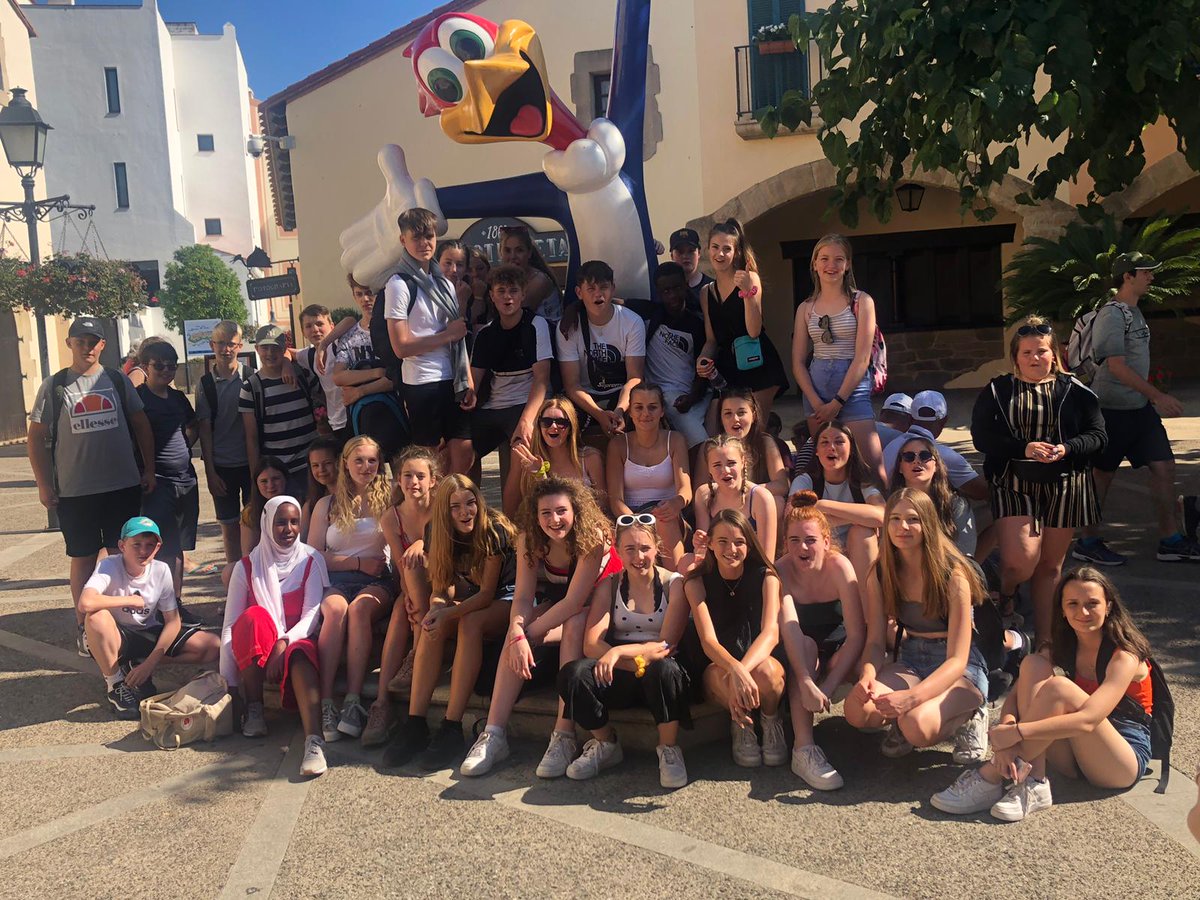 Barcelona day 3! We spent the day at PortAventura where our pupils did their best to speak Spanish all day! We were very impressed! Vamos St Katherine's! #Y9s #lovelanguages #spanishtrip  <a href="/CST_Schools/">Cathedral Schools Trust</a> <a href="/stkathsschool/">St Katherine's</a>