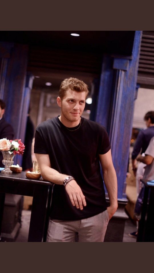 Tam anlamıyla geri dönüş yapmış bulunmaktayım❤
#BurakTozkoparan