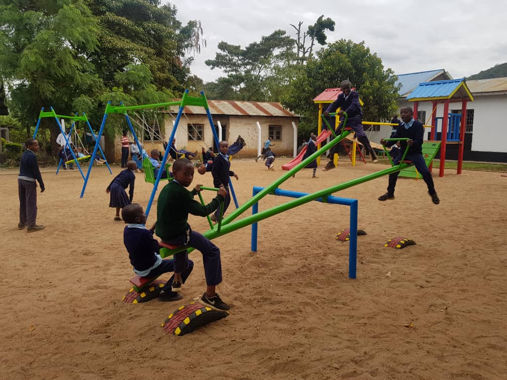 thefae_africa's tweet photo. It's truly a privilege and an honor to have you visit this Special Educational Needs and Disability Inclusive Children Playground which without the Australian AID generous financial support it would not have come to existence. Thanks from the children .🙏🎉
#EveryOneIsIncluded https://t.co/ljtvt3LshH