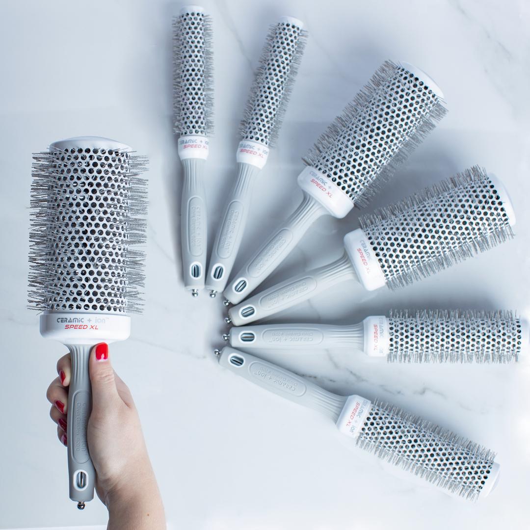 OliviaGardenInt's tweet photo. Our Ceramic + ion #SpeedXL brushes have extra-long barrels to style larger sections and dry hair 25% quicker. ⏰ Plus, the large hole design allows you to maximize airflow! 🌬 https://t.co/L9pycEy9Ek #OliviaGarden #BeautyTools https://t.co/Sk6aw2q3Wt