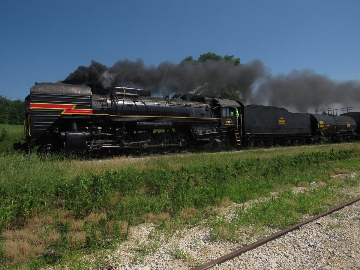 action_set's tweet photo. This week our video will be from the last time we chased #iais6988 during the Menlo & Anita excursions. Stay tuned! Anyhow enjoy this side shot of the #iowabolt from the Sunday excursions. @IAISRR #steam #steamlocomotive #midwest #iowa https://t.co/2yV0Lz6n9G