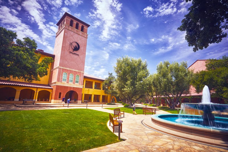 dreamworksjobs's tweet photo. What a dreamy day on our campus! There is so much outdoor scenery to explore and admire. Who's up for a round of ping pong? #livingthedreamworks https://t.co/DQPuLauVJV