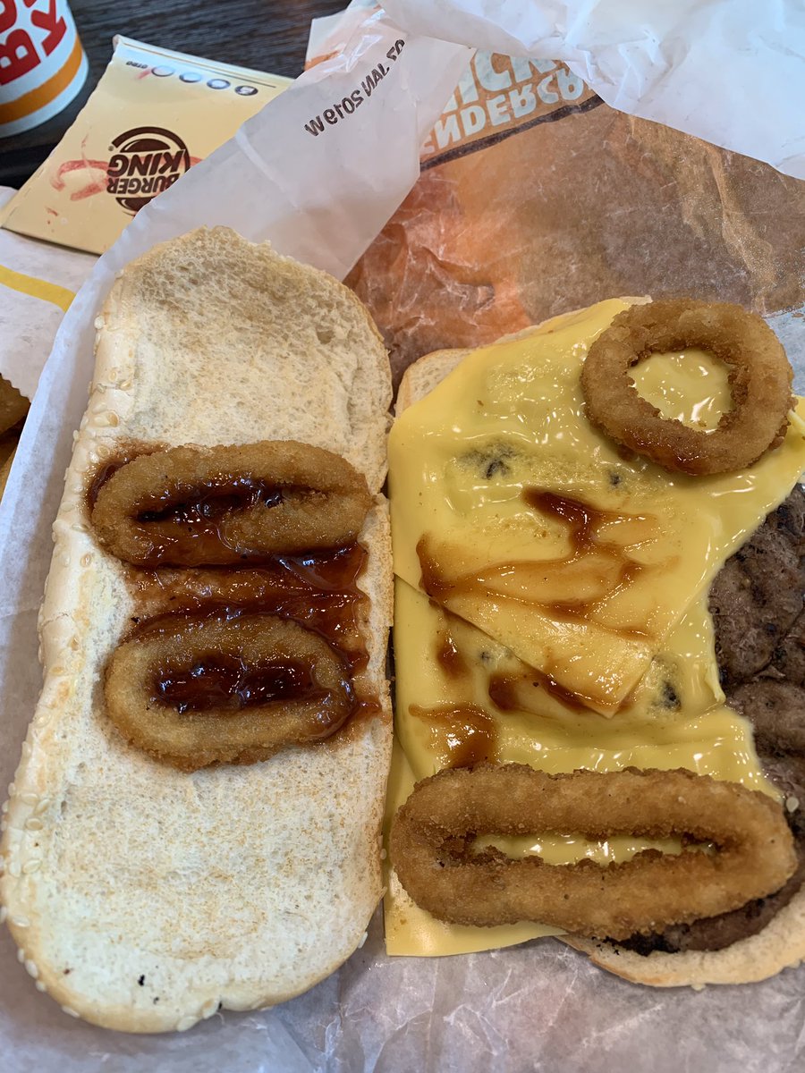 HomeroCO's tweet photo. @BurgerKingMX se sale de presupuesto la bbq o que onda?
#comecomorey https://t.co/xrqDlRapjh