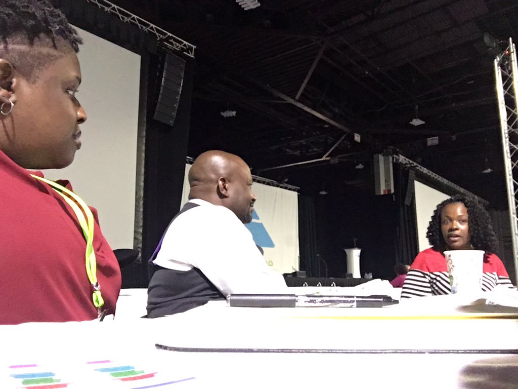 kem_may's tweet image. Partaking! Imparting! Being Empowered!  Being heard! Being Pushed! Fired up! LES!! A awesome hour with @unfoldthesoul @AnisaBusby @SolutionTree  #atlplc2019  #PLCatWork  #itsESSENTIAL