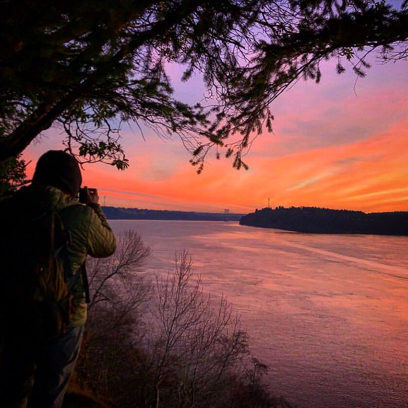 visitpierce's tweet photo. And to think...this insanely gorgeous view is only minutes from our downtown corridor! ๐
๐ธ @breckanized
#traveltacoma #253 #pnw #tacoma #piercecounty #travelgram #tacomawa #pointdefiance #metroparks #pointdefiancepark #fivemiledrive #nwunfiltered #mountaincitysea https://t.co/qpa0TcMdB2