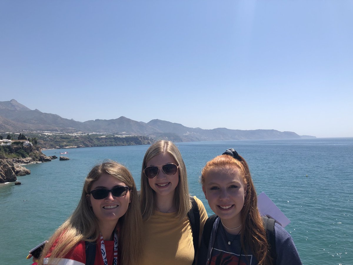 raiders_travel's tweet photo. Day 3: Nerja and Granada. We toured the Nerja caves and then spent the day exploring this cute beach town. #eftours https://t.co/LW0TJPxdq2