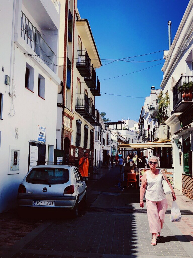 raiders_travel's tweet photo. Day 3: Nerja and Granada. We toured the Nerja caves and then spent the day exploring this cute beach town. #eftours https://t.co/gJYRG6Uclc