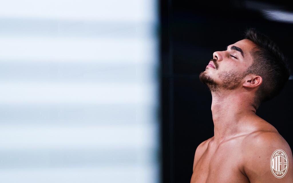 D_JPBwLXkAE_iso?format=jpg&name=medium