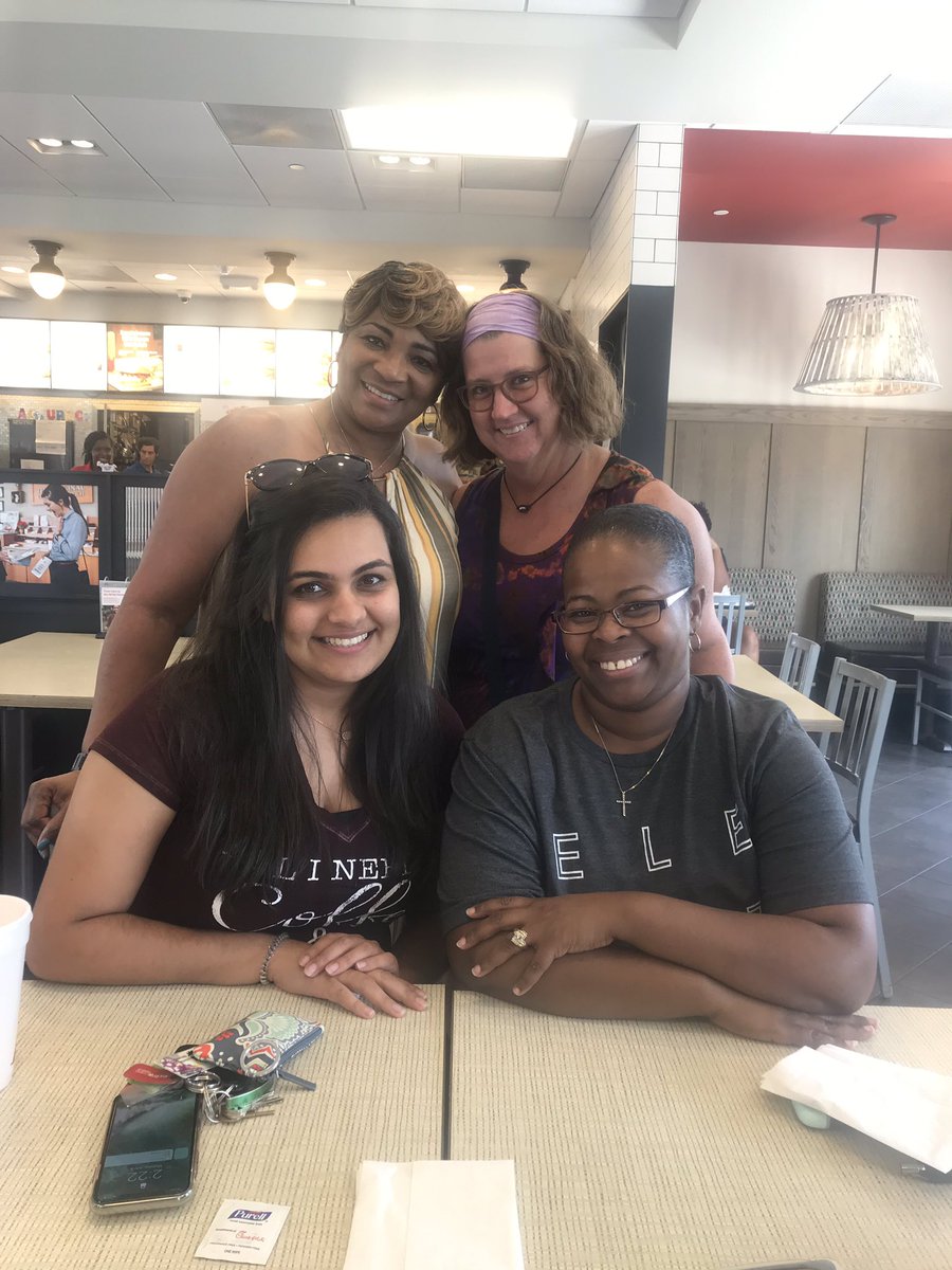 Team 1st welcoming the new addition to our 1st grade family❤️ Happy to have you with us Laterika Harris❤️ <a href="/NSECrickets/">NSE Crickets</a> <a href="/Kesars_peacocks/">Kesar's 1st Grade</a> <a href="/NSEKilgoreSTEMS/">Lynn Kilgore</a> @kkaufmanNSE <a href="/MsThompsonNSE/">Katy Thompson</a>