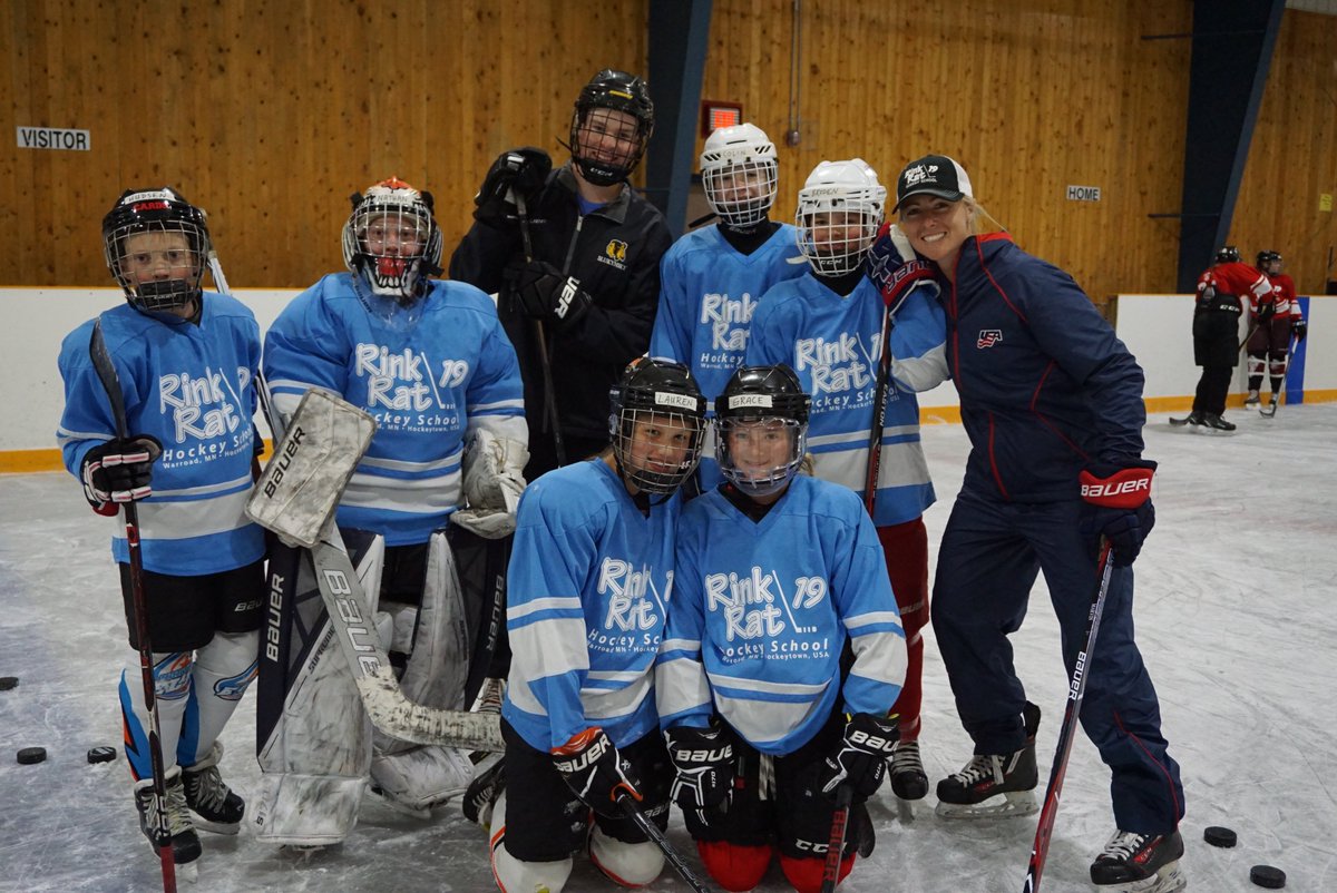RinkRat19HS's tweet photo. It's game day tomorrow at #RinkRat19HockeySchool! Which team will win - will it be red or blue?! https://t.co/oImJL0j9ig
