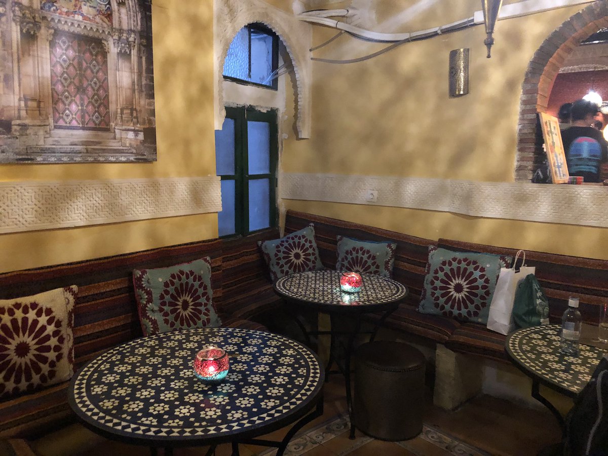 raiders_travel's tweet photo. Day 3: Visit to a Moroccan tea house and trekking our way through the tiny streets of Granada. #eftours https://t.co/BKuyAV4ufS