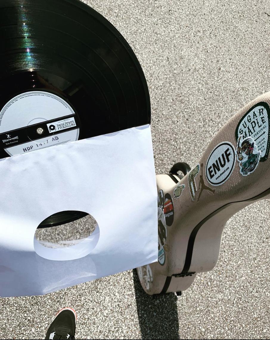 RobandTreymusic's tweet photo. Saying we're fired up and absolutely thrilled with how this turned out doesn't seem like enough, so we'll just leave it at this: we can't wait until you hear our new record! #vinyl #newalbum #WFOB #testpressing @CompassRecords https://t.co/sXKrfyLxbb