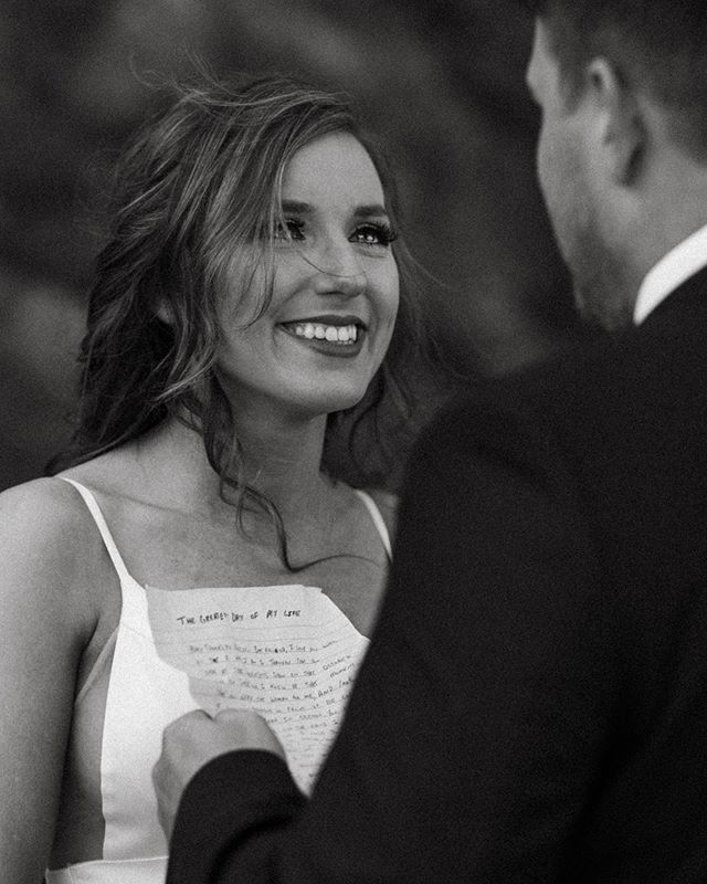 Naba_Zabih's tweet photo. peep the vows: “The Greatest Day of my Life” •
•
•
•
•
#Oregonwedding #oregonelopement
#oregonengagement #oregonproposal 
#oregonphotographer #oregonweddingphotographer 
#destinationwedding #elopementphotographer 
#elopement #mountainwedding #wed… https://t.co/MmM0PbiYxG https://t.co/OumHHspOEj