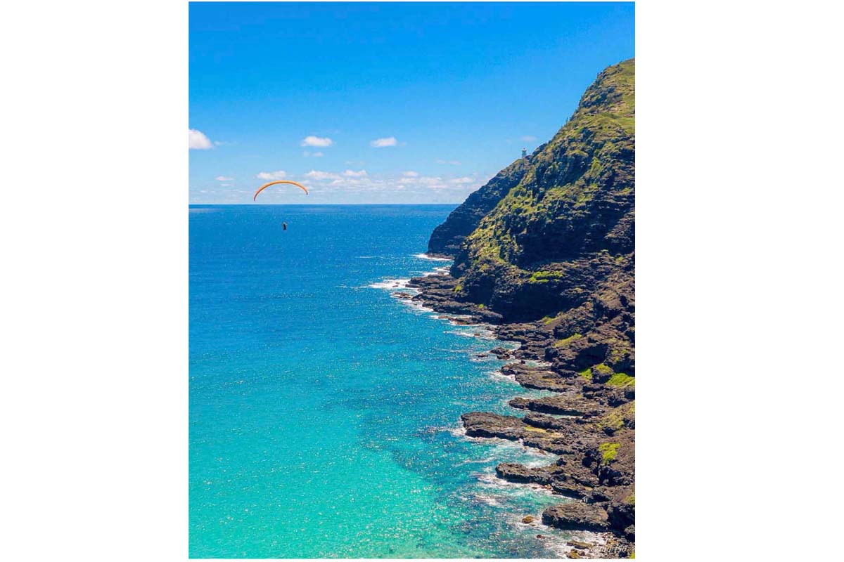Hope this week is gliding by smoothly. Thanks @tburt50 for sharing our beautiful Hawaii! #repost courtesy of #hawaiinewsnow and #hnnsunrise. #luckywelivehawaii #livelikethis