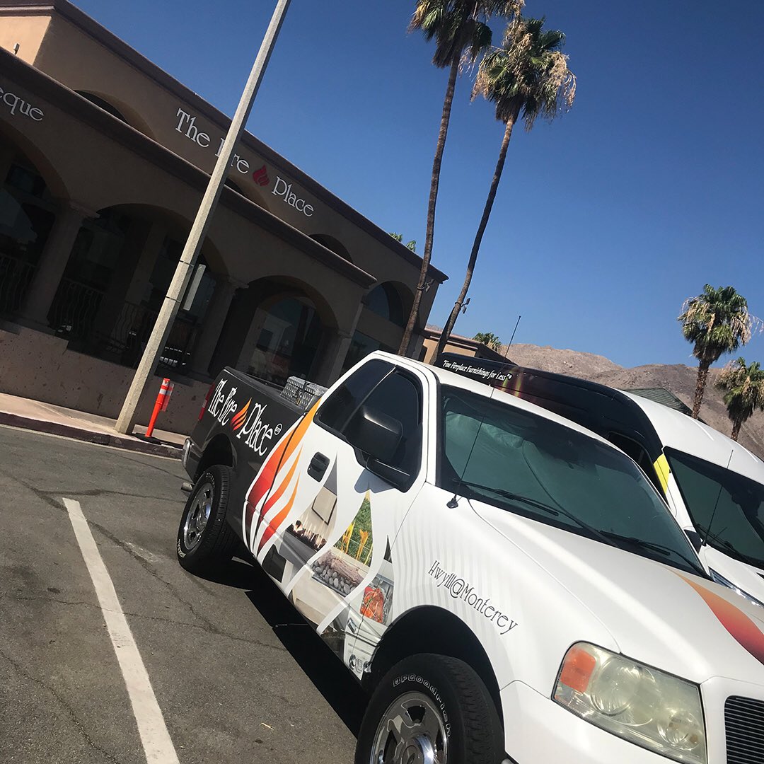 Vehicle_Wraps_'s tweet photo. That's a wrap! #TheFirePlaceinPalmDesert your wraps look smoking hot! 🔥
.
#DesertWraps #adrivingforce #design #vehiclewraps #customwraps #palmdesert #3m #vinylwraps #truckwraps #carwraps #vanwraps #fleetwraps #golfcartwraps #utilitytruckwraps #buswraps #mobilemarketing https://t.co/o2fKYOuZf9