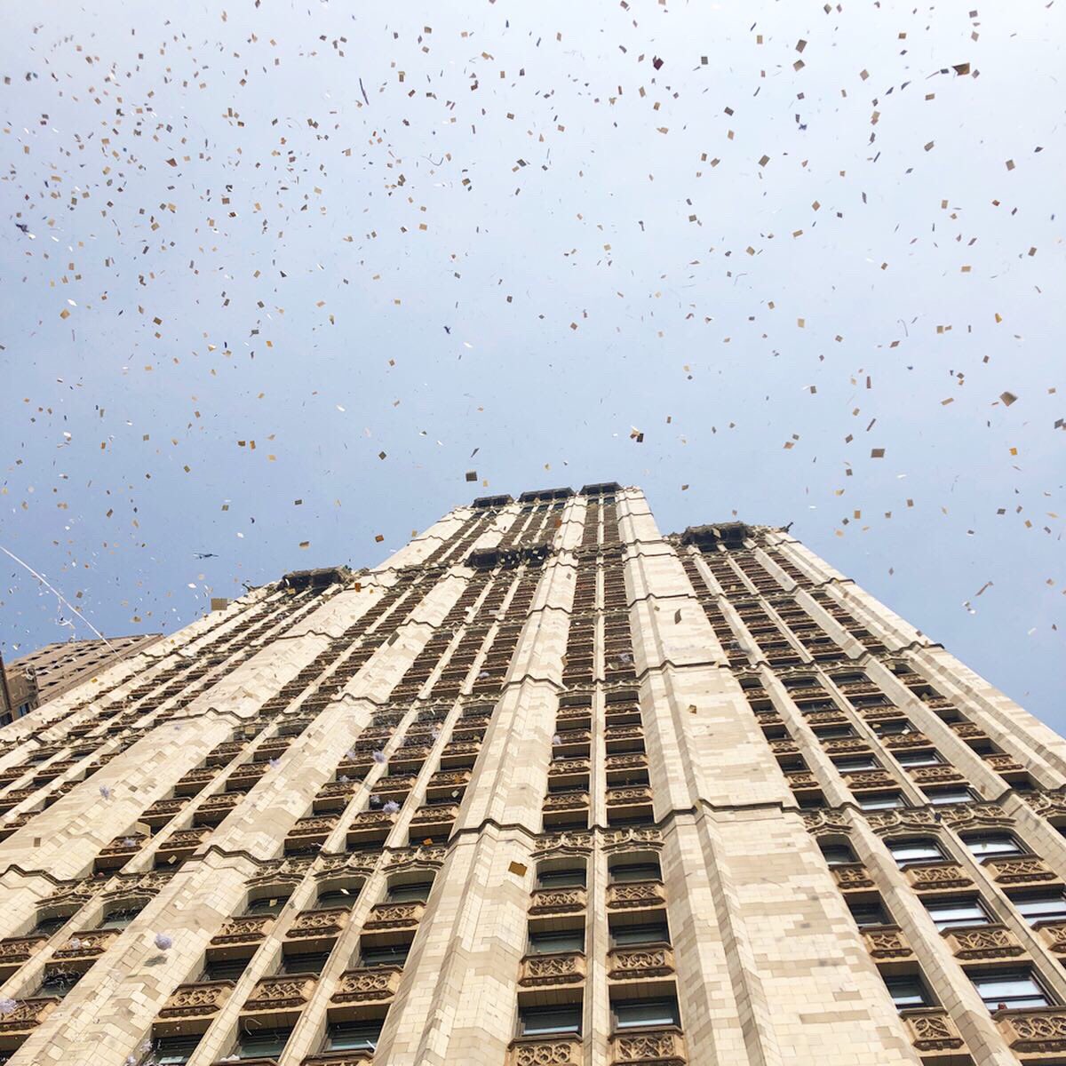 ajbarnold's tweet photo. Speechless. An incredible celebration in NYC. #uswnt #analystviews #wntparade #tickertape #tickertapeparade https://t.co/SBRbU4zCIr