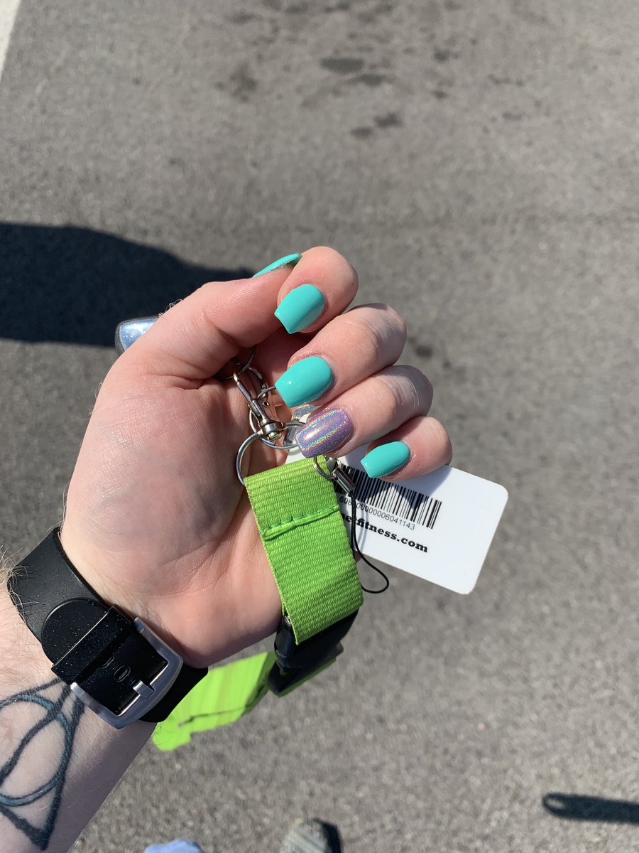 Bret_loves_you1's tweet image. Feeling my best inspired by @JeffreeStar 😍 #malenails