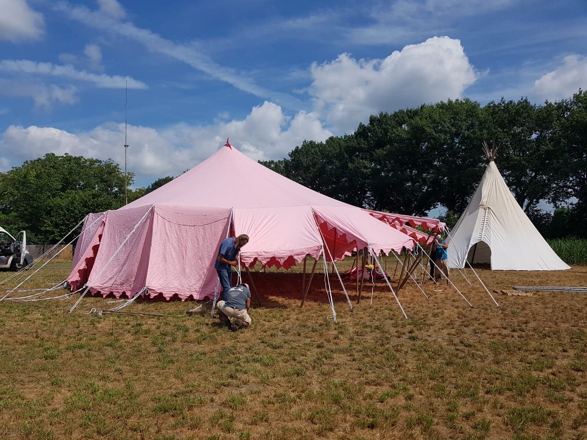 mysticalff's tweet photo. We zijn al druk in de weer met de opbouw van de Mystical Fantasy Fair! Hier alvast een voorproefje...
Wil je het niet missen? 
Bestel nu je kaarten online! (https://t.co/bj1LxzuCXF)
Tot snel. https://t.co/0Ky5bWY9qj