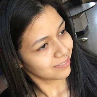 dumbex_'s tweet photo. eu tentando ficar relaxada depois de dizer que não tenho ciúme a toa  #NewProfilePic https://t.co/DgkOuJk0xM