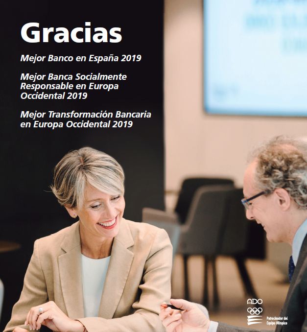 caixabank's tweet photo. Gracias a nuestros más de 15 millones de clientes por habernos elegido y a nuestros más de 37.000 empleados por su compromiso. Gracias a @euromoney por estos reconocimientos tan importantes. #EscucharHablarHacer https://t.co/yGTYpSqcxt