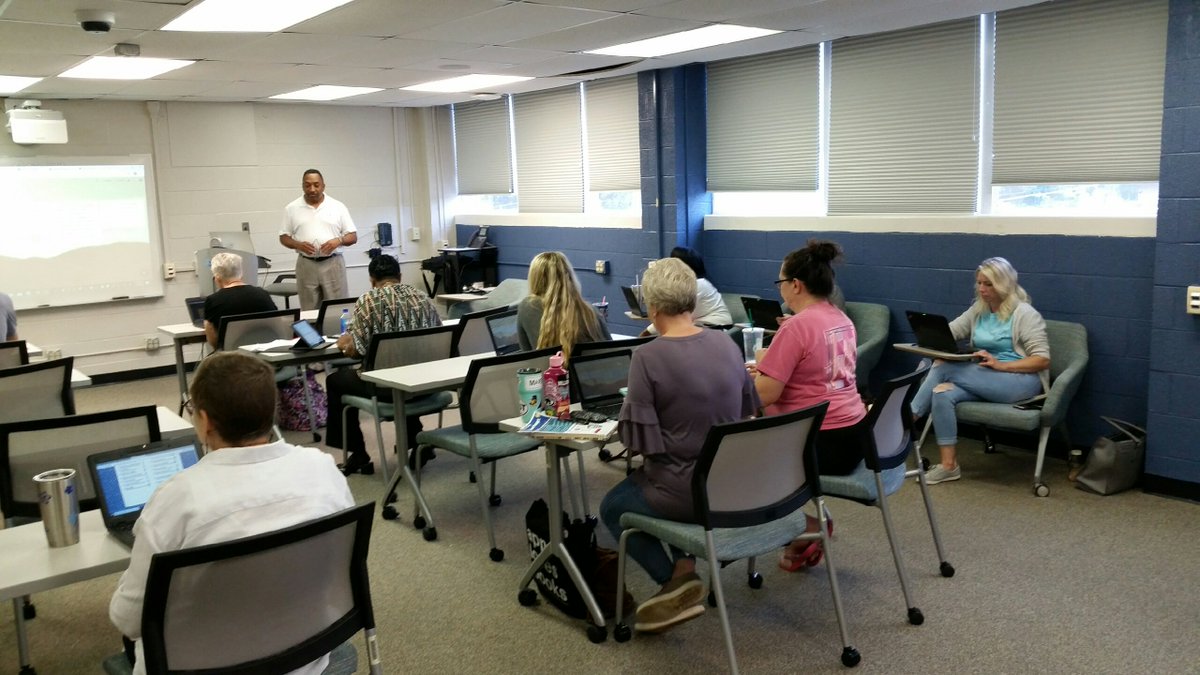 Instructional Techno tweet media