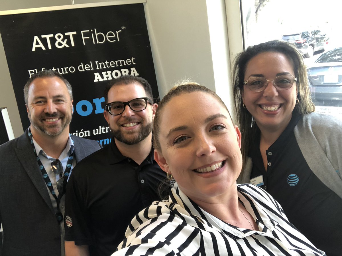 KatrinaS_OneFLA's tweet photo. Spreading Biz DTV knowledge at @DoralTeam ! #southsideCRUshers #TormentaFuriosa #WorldDomination #FLStorm #BizFLO #BizEntertainment #BizDTV @thecarlosgiron @Ang_Rutherford1 @costelloatt @efrenfavela https://t.co/XqjWLnGn1M